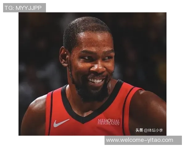 被杜兰特称赞的猛将究竟是谁掘金今夏能否成功留住他 被杜兰特称赞的猛将究竟是谁掘金今夏能否成功留住他