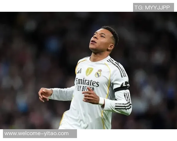 姆巴佩左手无名指骨折仍将出战曼城比赛状态引人关注 姆巴佩左手无名指骨折仍将出战曼城比赛状态引人关注