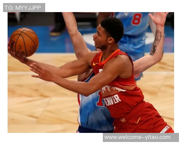 特雷曼恩半场表现出色砍下18分5板3助2断成为球队奇兵 特雷曼恩半场表现出色砍下18分5板3助2断成为球队奇兵