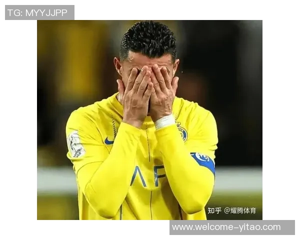 肘击事件引发争议阿奇迪停赛两场并罚款两万里亚尔 肘击事件引发争议阿奇迪停赛两场并罚款两万里亚尔